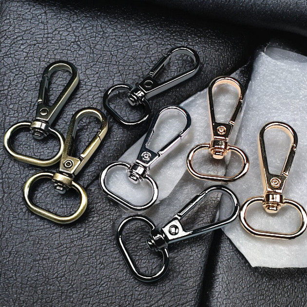 Parrot Hook 25 mm Almond Hook - Spring Swivel Hook A 549