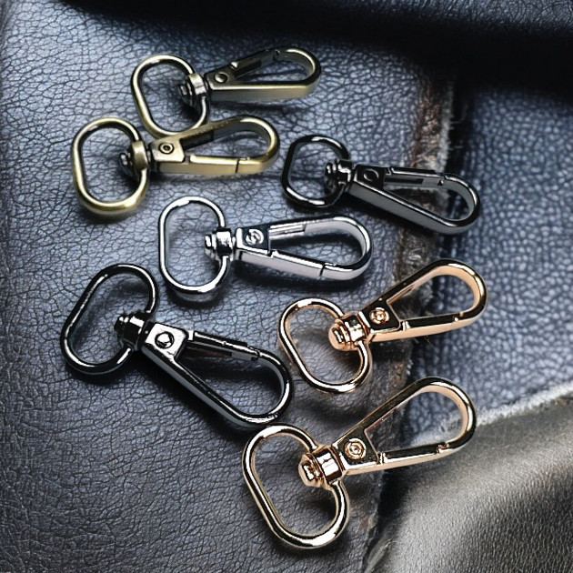 Parrot Hook 25 mm Almond Hook - Spring Swivel Hook A 549