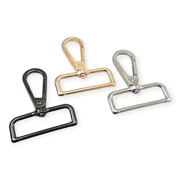 Parrot Hook 37 mm Almond Hook - Spring Swivel Hook A 582