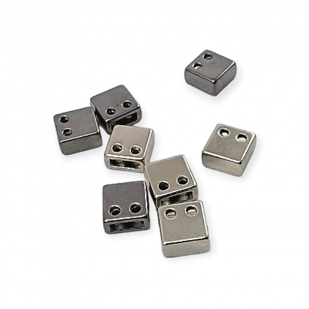 Entry 5 mm Sewable Tie Tip 7 x 7 mm E 1996