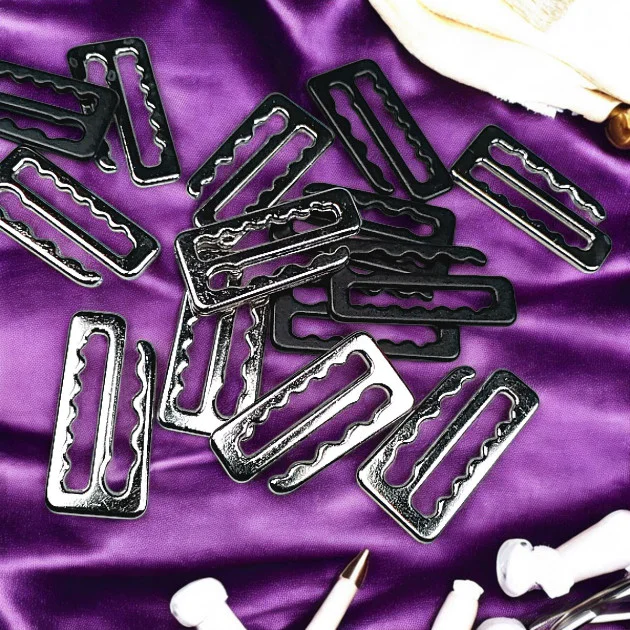 Hook 2 cm - 0,79" Internal Size Threaded Hook Buckle E 2303