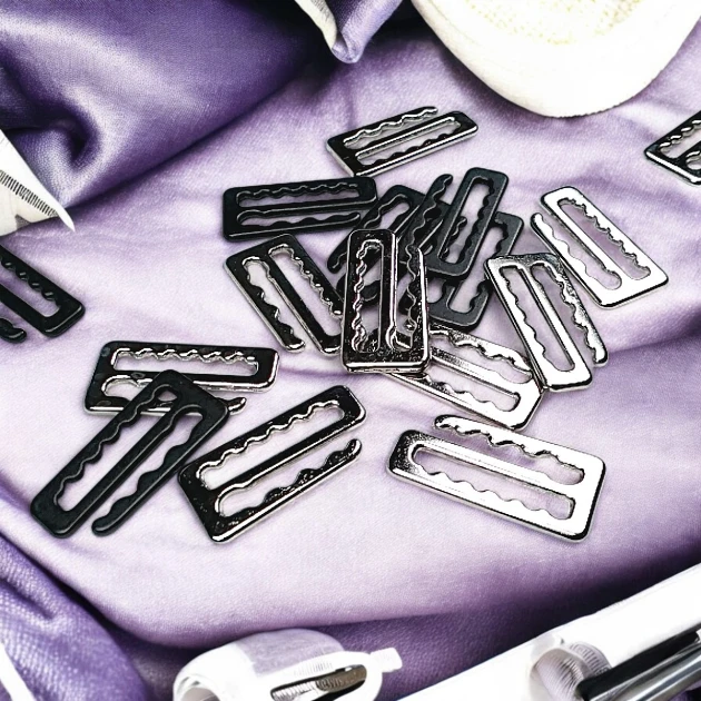 Hook 2 cm - 0,79" Internal Size Threaded Hook Buckle E 2303