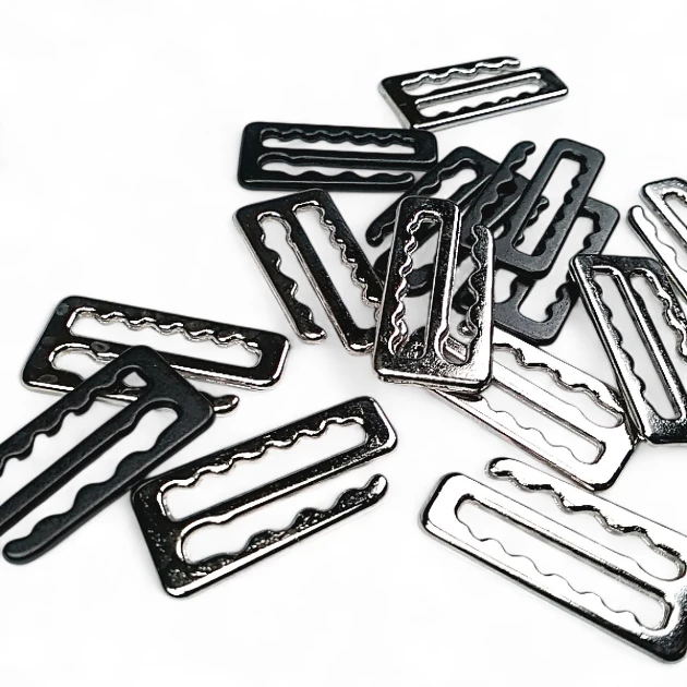 Hook 2 cm - 0,79" Internal Size Threaded Hook Buckle E 2303