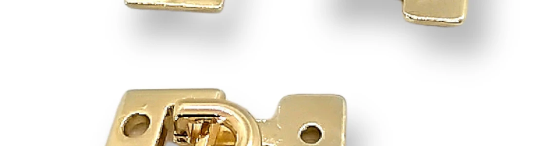 Hook and Eye Fasteners for Garment Manufacturing: Selection, Sizing & QC | E-Buttons