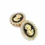 Brooch - Woman Illustrated Gold Color BRS0033