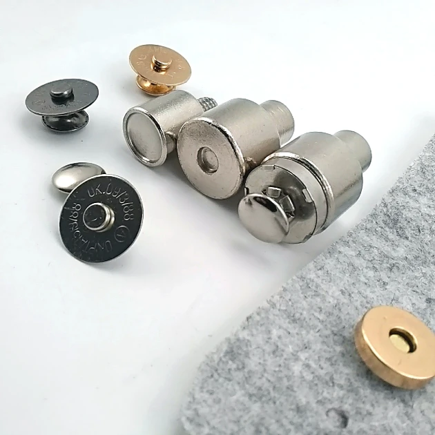 18 mm 0.71" Bag Magnet Application Adapter - Compatible with Single Screw Bag Magnets KLP0018MTK