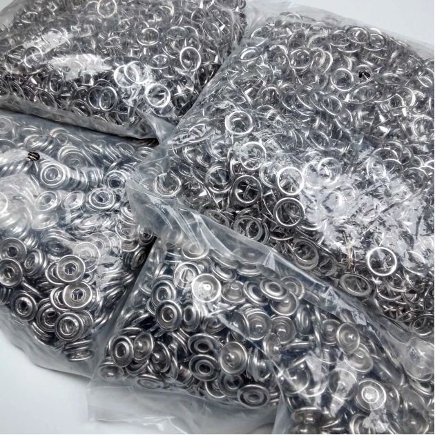 Prong Click Snap Fastener 17L / 13/32"  For Baby Clothes C0015