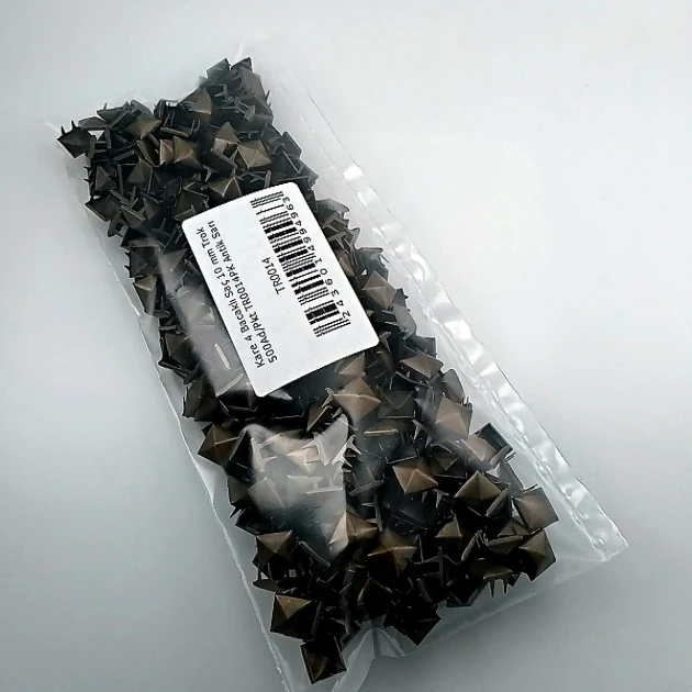 Metal Trok Antique Yellow 10 mm Four Legged Pyramid Patterned Prong Stud (500 pcs / Package) TR0014PKA