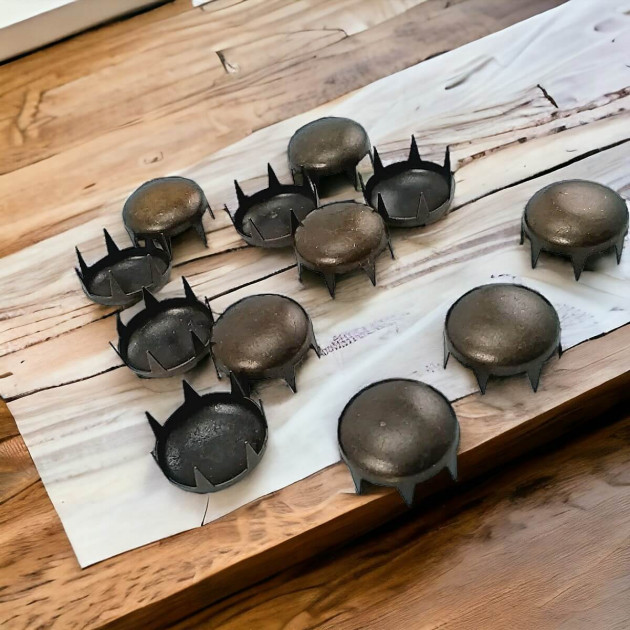 17. 50 mm Prong Stud Antique Yellow Six Legged Metal Trok (300 pcs / Package) TR0017PK