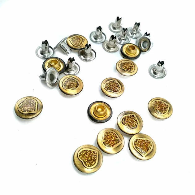 Heart Design Silvery Sheet Rivet 10 mm