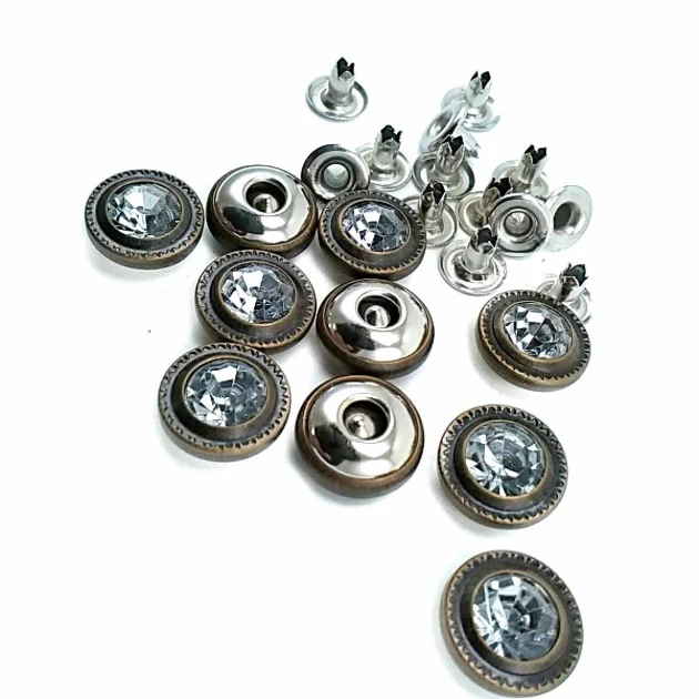 Glass Stone Edges Patterned Rivet 12 mm