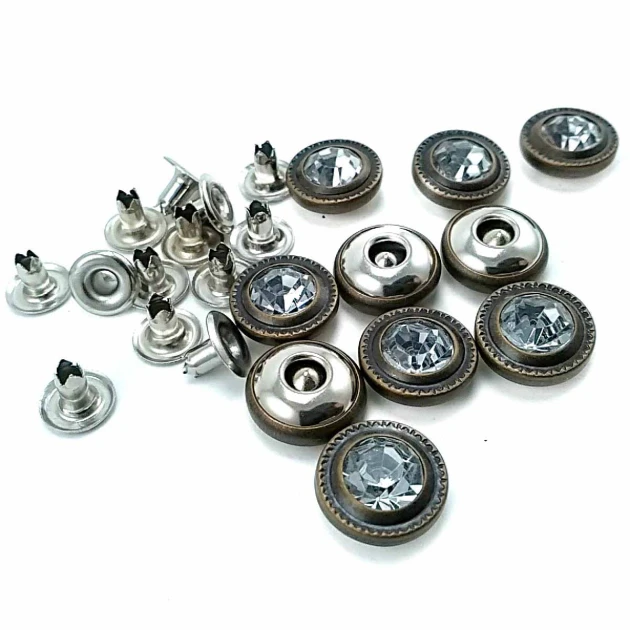Glass Stone Edges Patterned Rivet 12 mm