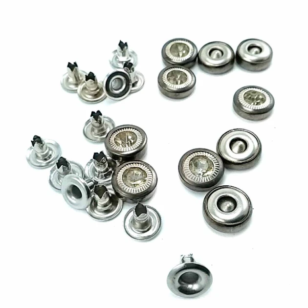 Rhinetone Rivet 8 mm in Steel