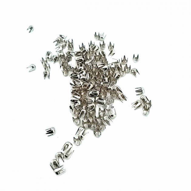2,5 mm Punk Spikes Spots  Stud Curved Quadruple  (250 Pcs/Pack) TR0012