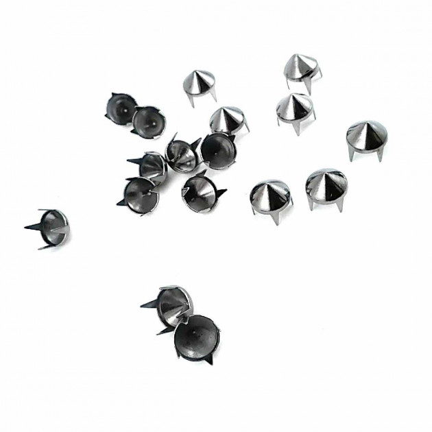 Conical Trock 7.5 mm Four Prong  Conical Stud (250 Pcs/Pack) TR0020