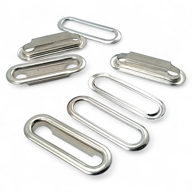 3 cm Oval Eyelet 1 ³/₁₆Brass EROV0030PR