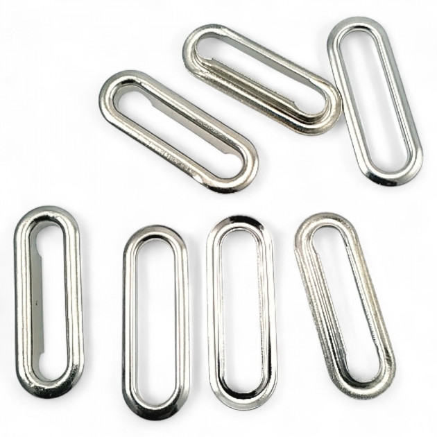 3 cm Oval Eyelet 1 ³/₁₆Brass EROV0030PR