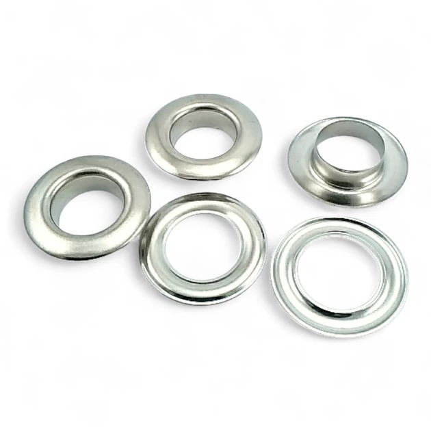 11/16" Brass 17,3 mm Curved Eyelet ERB0031PR