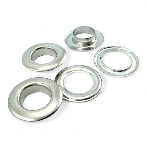 11/16" Brass 17,3 mm Curved Eyelet ERB0031PR