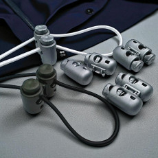 Two-Hole Plastic Stopper with Middle Interlocking, Top Press, 5 mm Hole Diameter, H002308