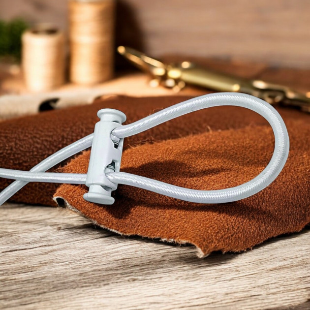 Plastic Stopper 5 mm Hole Diameter Two Hole Long Top - Bottom Push - Special Model H005037