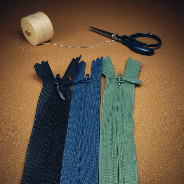 40 cm Closed End (Bottom) Hidden Tulle Zipper ZPHSN0040TUL 40 cm Closed End (Bottom) Hidden Tulle Zipper ZPHSN0040TUL