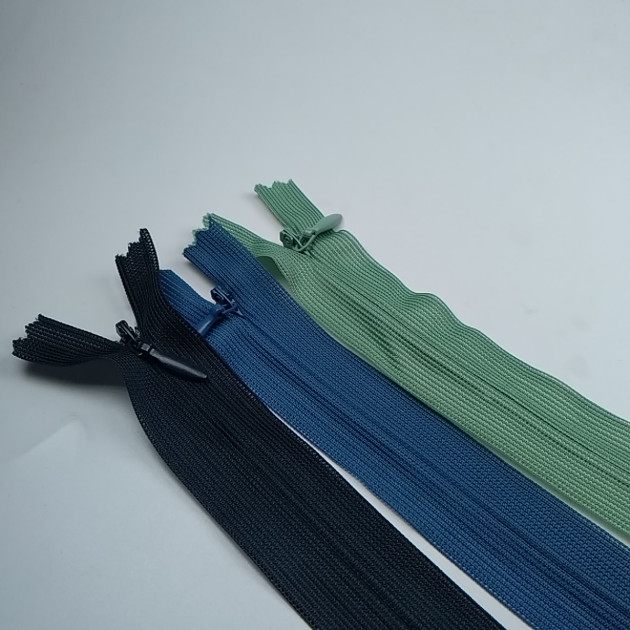 40 cm Closed End (Bottom) Hidden Tulle Zipper ZPHSN0040TUL 40 cm Closed End (Bottom) Hidden Tulle Zipper ZPHSN0040TUL