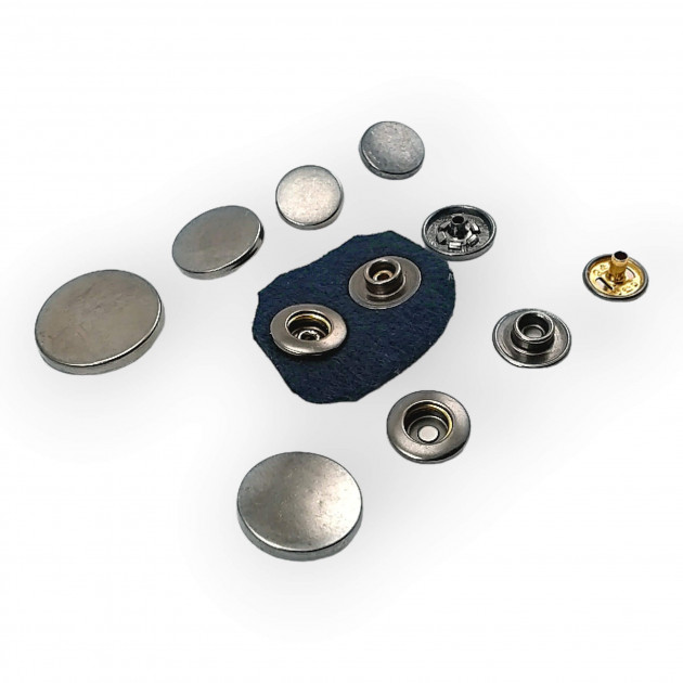 Coat Snap Fasteners Italian Style Zamak Snap Button Deluxe Series DLX00884Z Coat Snap Fasteners Italian Style Zamak Snap Button Deluxe Series DLX00884Z