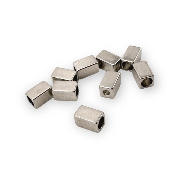 Giriş 2,5 mm Bağucu Küp Şekil  6 x 10 mm PBB0018