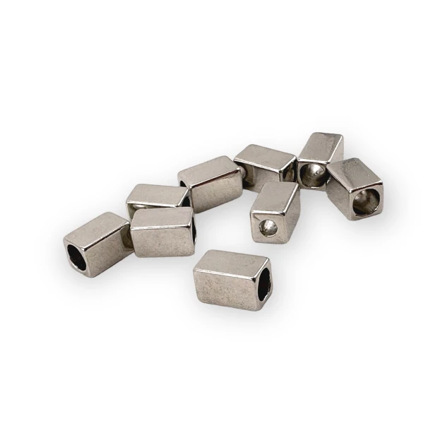 Giriş 2,5 mm Bağucu Küp Şekil  6 x 10 mm PBB0018