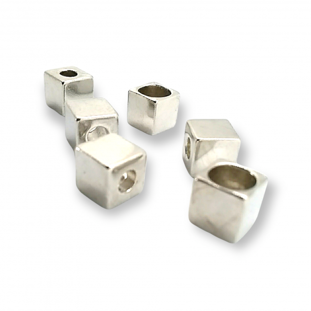 Cord End for Clothing Cube Shaped Metal length 7.8 mm Inlet 4 mm PBB002