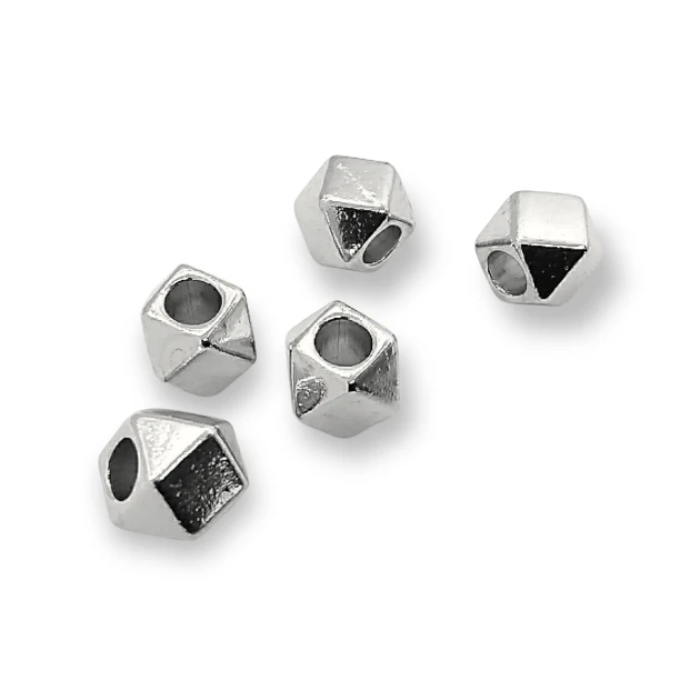 Bağucu Giriş 5 mm Kübik Boncuk Şekil boy 9 mm PBB006