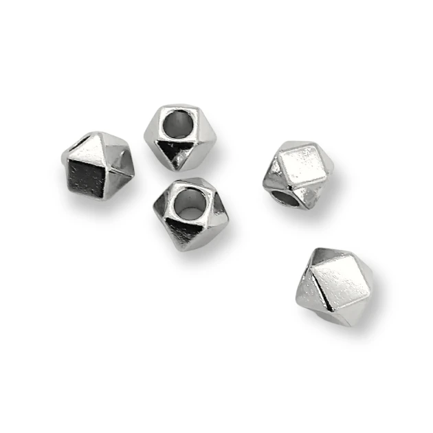 Bağucu Giriş 5 mm Kübik Boncuk Şekil boy 9 mm PBB006