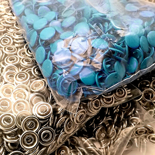 Prong Snap Fastener with Cover 9.5mm - 3/8" Saxe Blue Painted Stainless Steel 250 Pieces/Pack C0014PromoS Blue