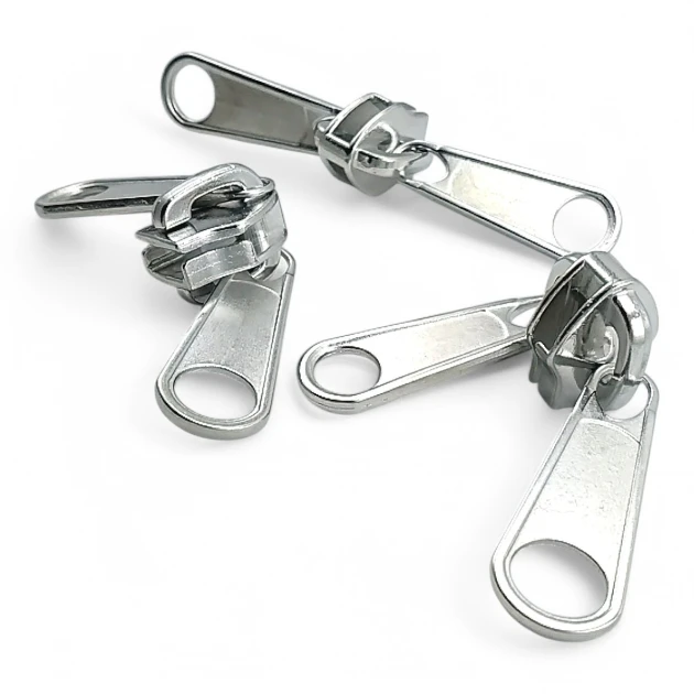 Naylon Fermuar Kursörü Tip 20 Çift Elcikli - Çadır Fermuarı Kursörü SB002N20C