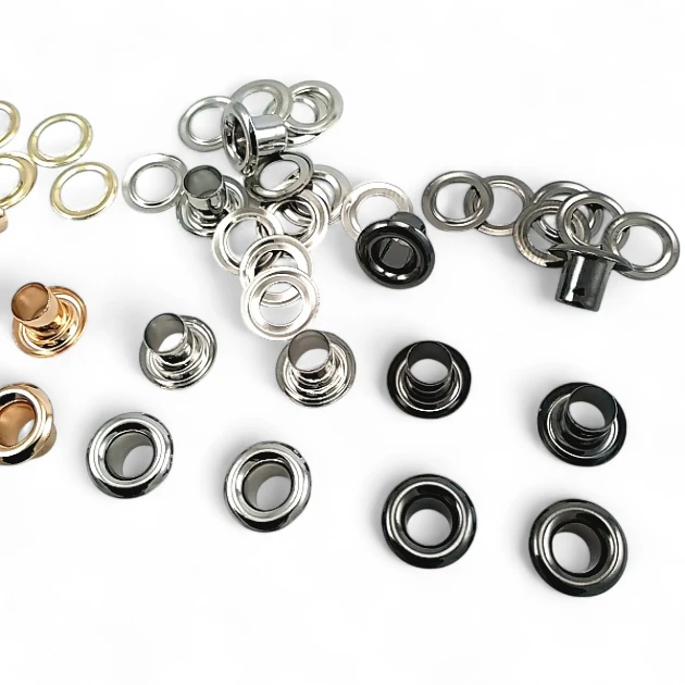 Curved Eyelet Iron 4.5 mm 0,19" Special Coated No. 2 - Hanger Coated Bag Eyelet SB 13785