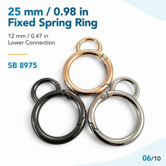 2,5 cm sabit yaylı anahtarlık halkası, 12 mm alt bağlantılı çanta halkası, zamak metal gövde ile çeşitli tekstil