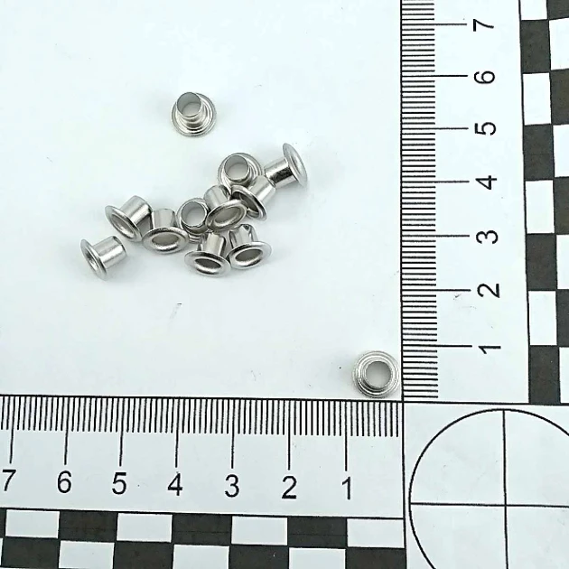 Long Pipe Eyelet 11/64" Brass 4.2 mm (500 Pcs/Pack) ERB0002PRU