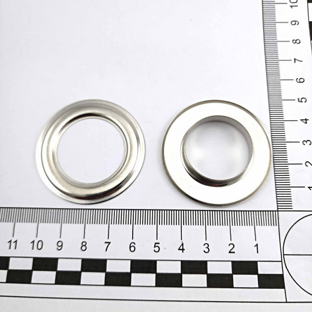 Flat Eyelet 1 ³/₃₂" Brass 27,7mm (500 Pcs/Pack) ERD0034PR