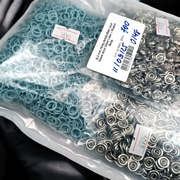 Baby Snap Fastener 250 Pcs 8 mm - 0,31" Baby Blue Prong Snap Fastener ERBCLK0008PRLB