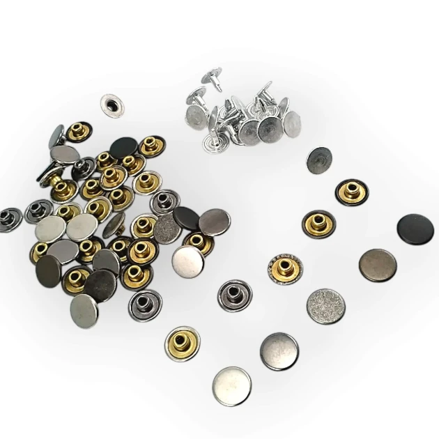 9.5 mm ( 0,35 in ) Rivet Brass Nail ERPER095PR