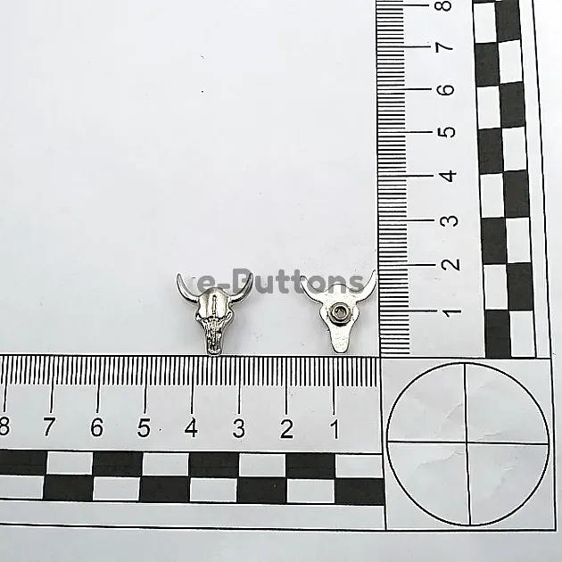 Rivet 17,5 mm Bull Logo Zamak E 2246
