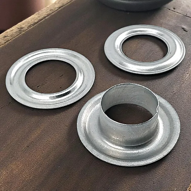 Aluminium Eyelet 31 No - 17 mm 0.67" DT00031