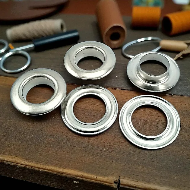 No 31 Pirinç 17,3 mm Bombeli Kuşgözü ERB0031PR