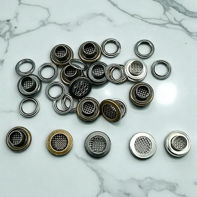 No 3 Pirinç Süzgeçli Kapaklı Kuşgözü 4,6 mm ERSZK0003PR