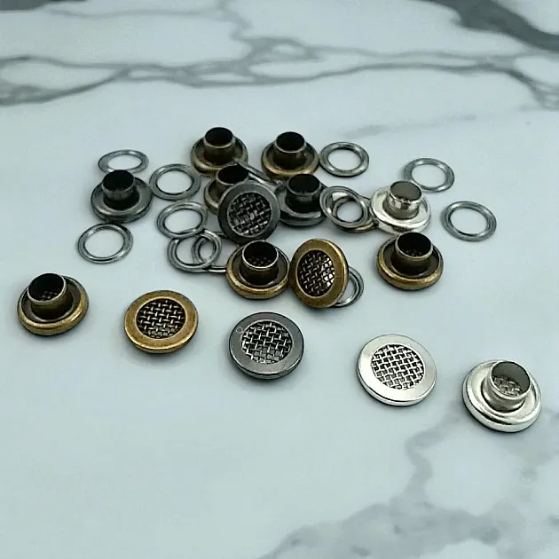 No 3 Pirinç Süzgeçli Kapaklı Kuşgözü 4,6 mm ERSZK0003PR