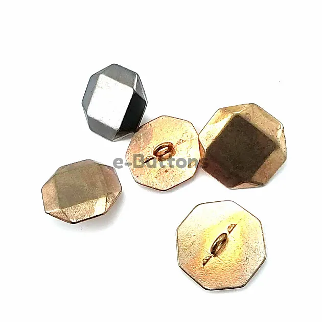 21 mm - 34 Boy Ayaklı Düğme Sekizgen Tasarım D 0001