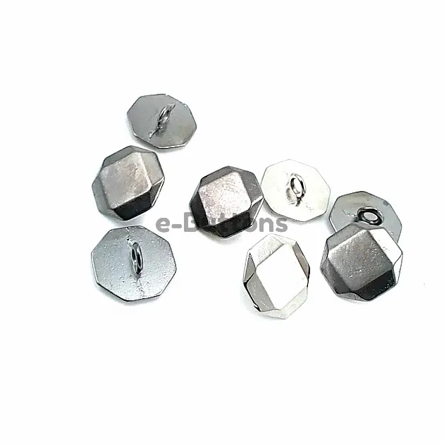 17 mm - 27 Size Shank Button Octagonal Shape D 0002