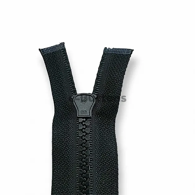 Chunky Plastic Jacket Zipper 16 cm #5 6,30" Close End ZPK0016T5 Chunky Plastic Jacket Zipper 16 cm #5 6,30" Close End ZPK0016T5