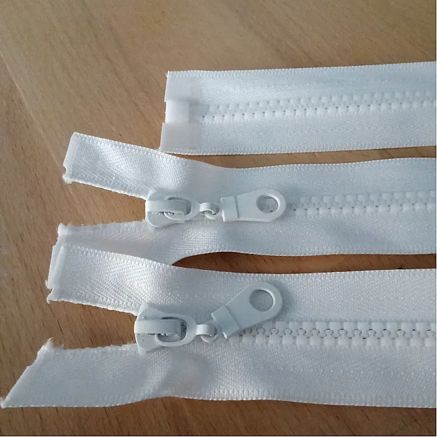 28 cm Type 6 Nylon Coat Zipper – Open End (Separate) ZPHSN0028T6